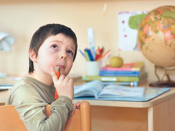 מחקר Neskuchnaya: איך לצייד כראוי את מקום העבודה של התלמיד