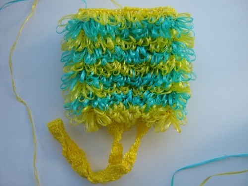 איך לקשור את הסרוגה loofah?