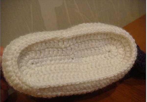 הסרוגה Booties עם צעד אחר צעד תיאור למתחילים