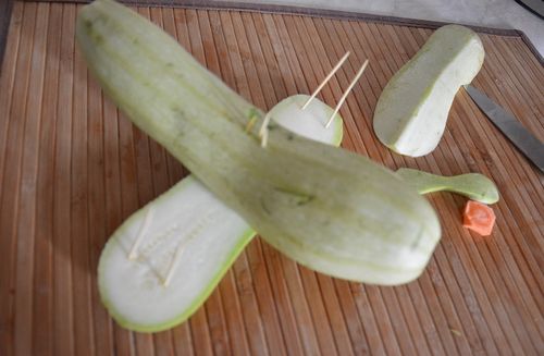 מלאכת יד מירקות בידיים