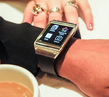  שעון Samsung Galaxy Gear