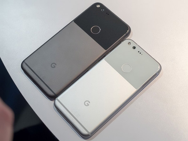 שום דבר מיותר: הטלפונים החכמים החדשים של Google Pixel