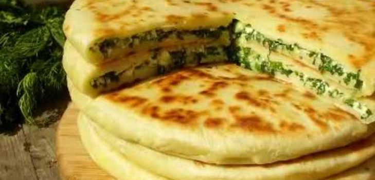 אתה יכול לעשות khachapuri על קפיר או שמנת חמוצה. כמו מלית שימוש ביצים או בשר. יחד עם זאת, ככל שאתה יוצא מן המתכון הקלאסי, כך יהיה קשה יותר לקרוא יצירת מופת הקולינרי האמיתי שלך khachapuri. 