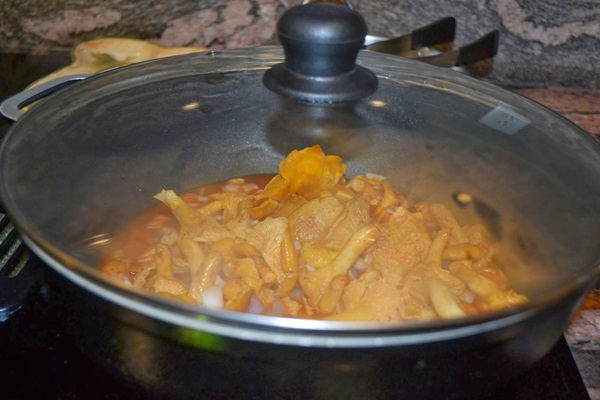 איך לבשל chanterelles במחבת