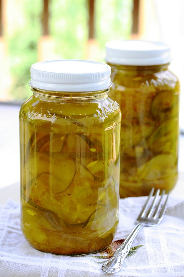 מתכונים פשוטים לשימור מלפפונים לחורף ללא חומץ