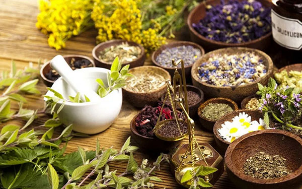 Phytoalchemia: עשבי תיבול עבור יופי ובריאות