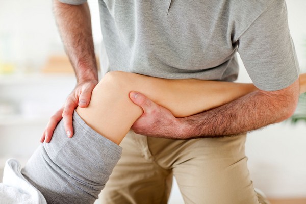 כאב בברך נפוח או בברך: גורם והמלצות לטיפול בברכיים נפוחות
